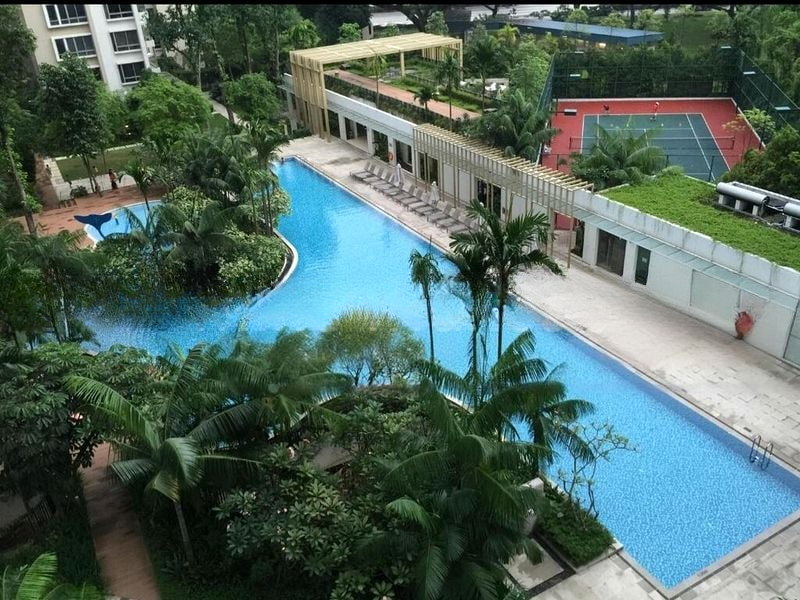 THE SEAFRONT ON MEYER 8