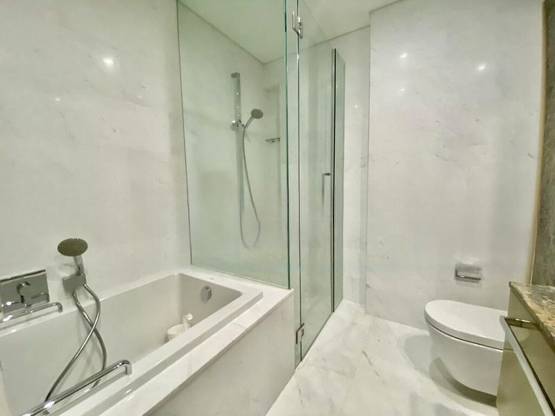 SOUTH BEACH RESIDENCES 11