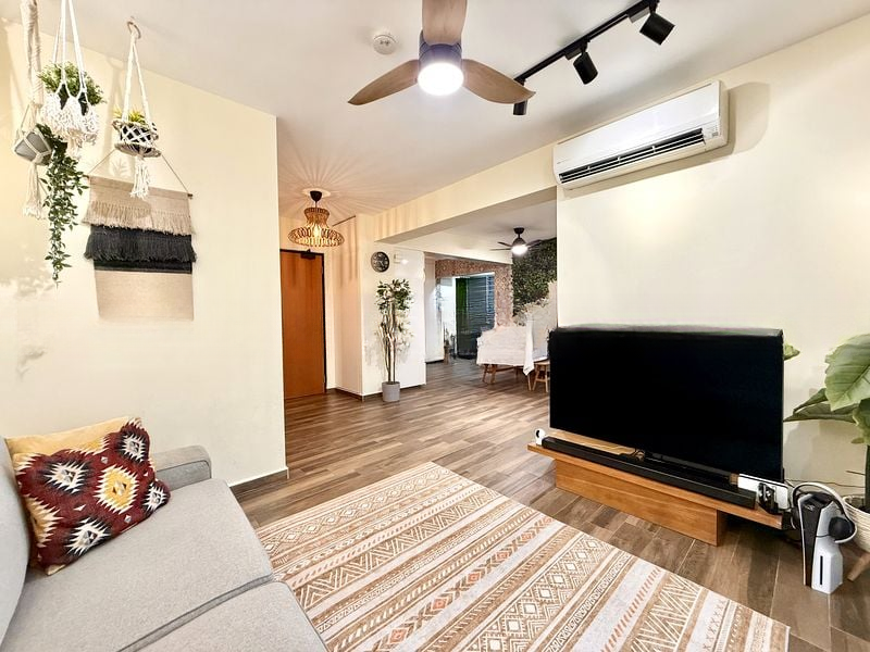 BT BATOK WEST AVE 8 2