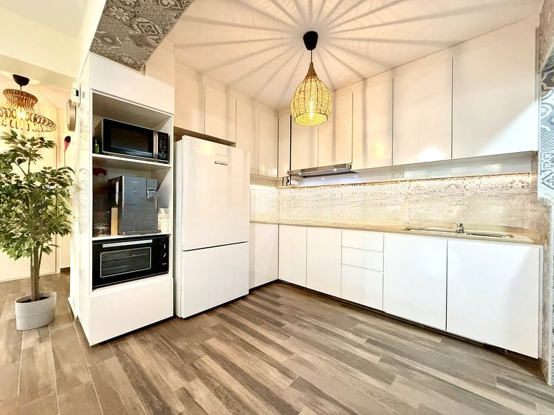 BT BATOK WEST AVE 8 11