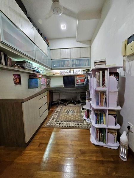 ONE EIGHTIES RESIDENCES 3
