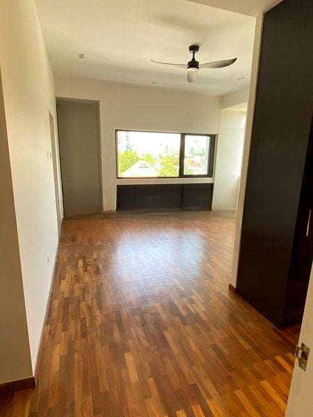 DALVEY COURT 15