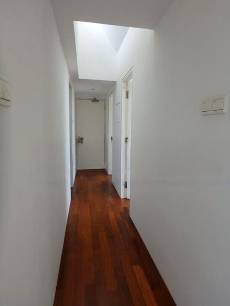 BALMORAL CREST 6