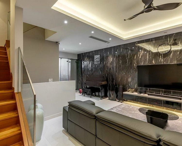 HILLCREST VILLA 6
