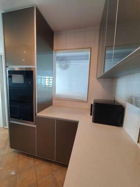 HOLT RESIDENCES 5