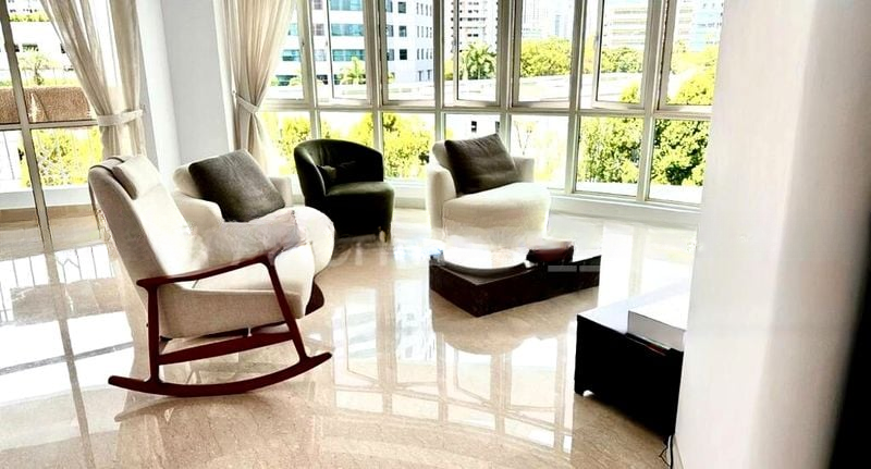 HOLT RESIDENCES 6