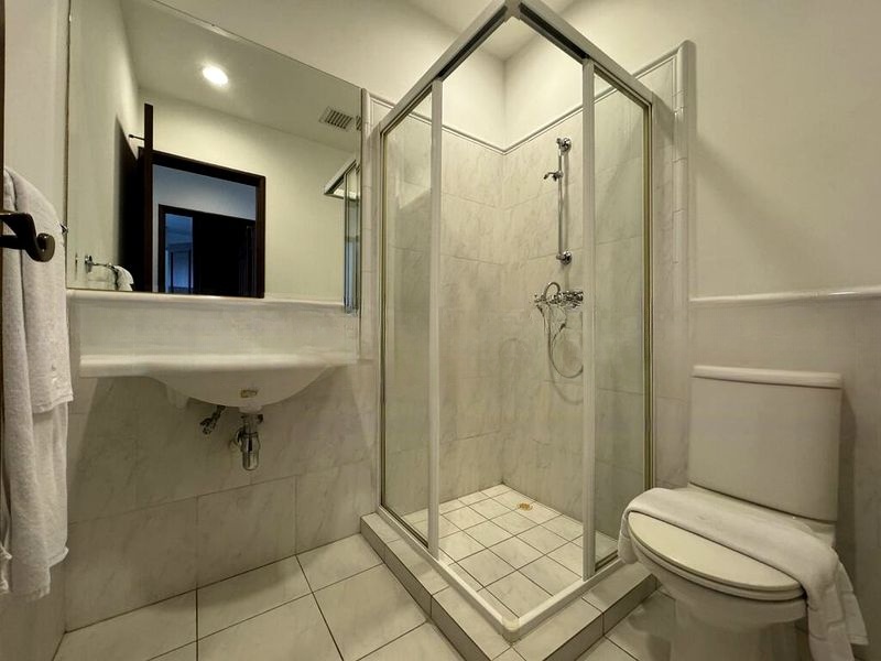 LOTUS AT JOO CHIAT 5