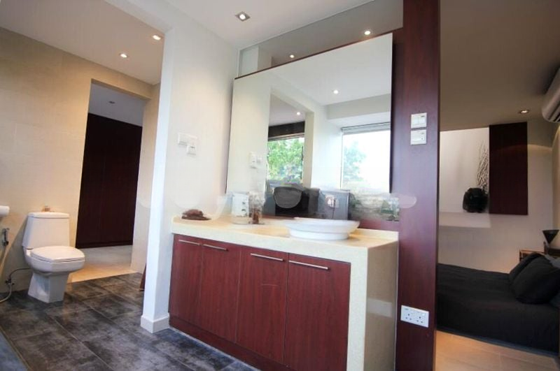 WATTEN HILL 8