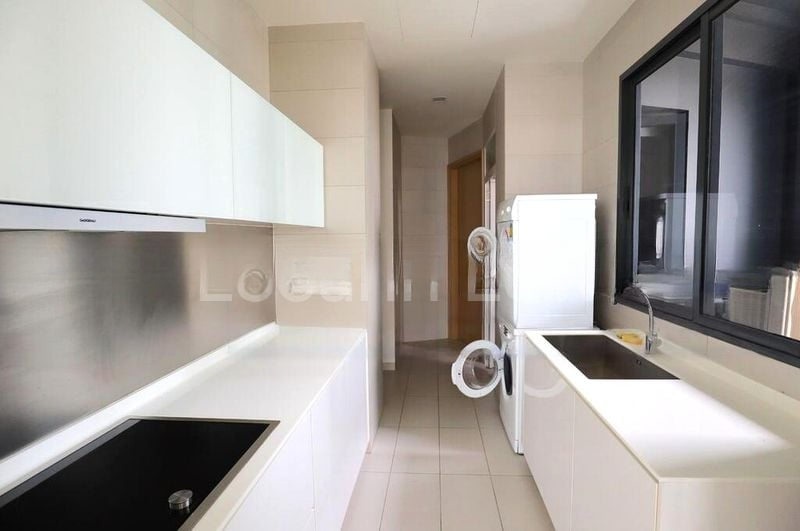 SKYLINE 360 @ SAINT THOMAS WALK 4