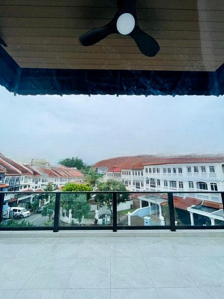 LOYANG VILLAS 2