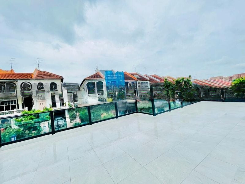 LOYANG VILLAS 8