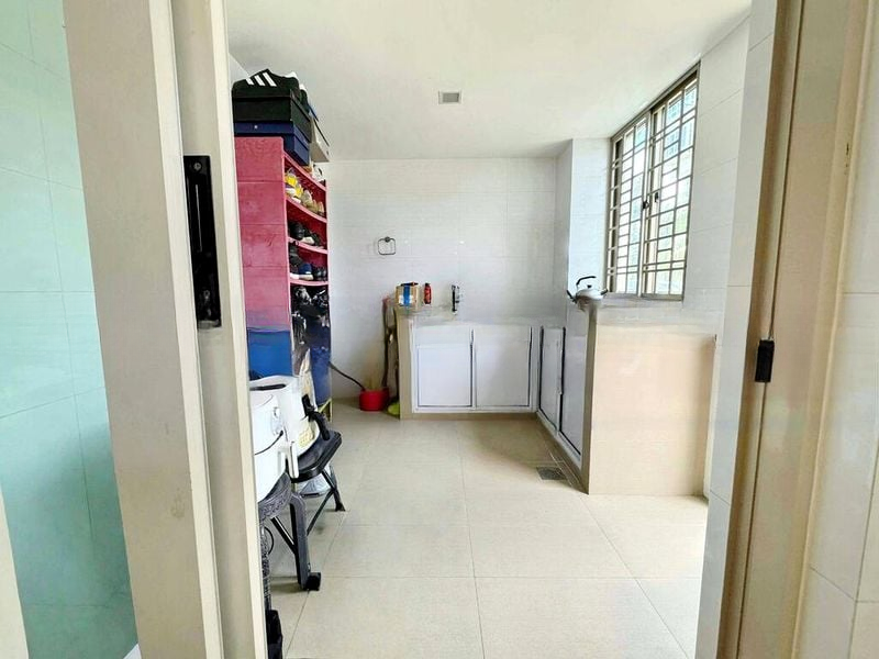 UPPER SERANGOON SHOPPING CENTRE 1