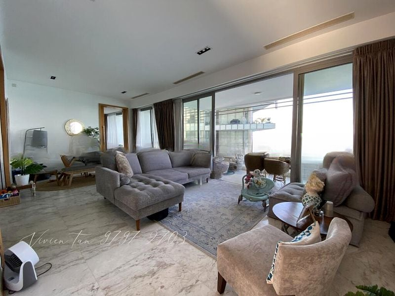 THE OCEANFRONT @ SENTOSA COVE 5