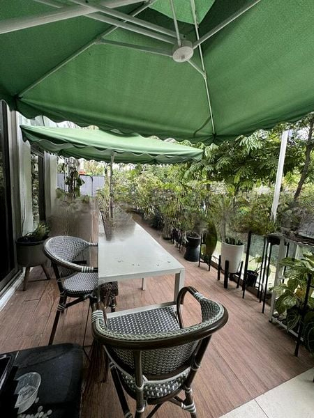 THE SEAFRONT ON MEYER 2