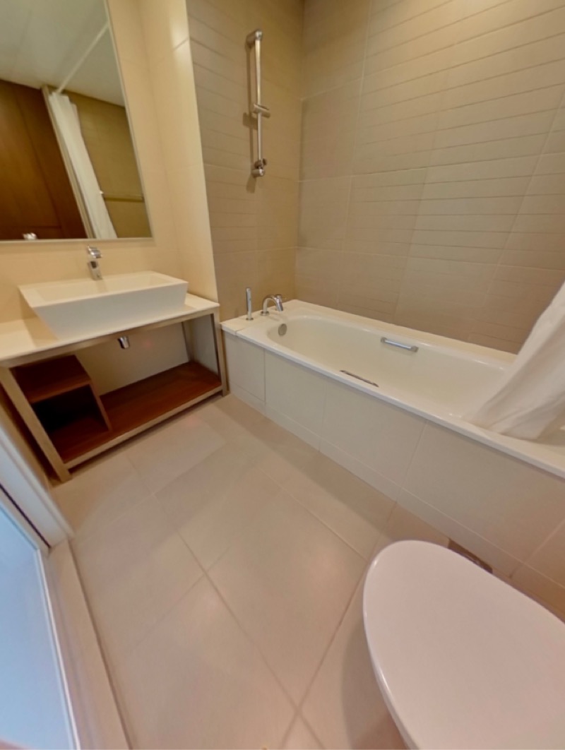 THE SAIL @ MARINA BAY 32