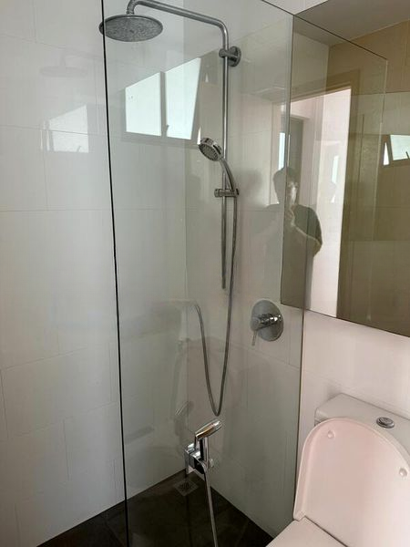THE LINCOLN RESIDENCES 9