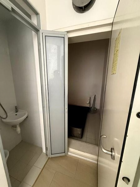 THE LINCOLN RESIDENCES 12