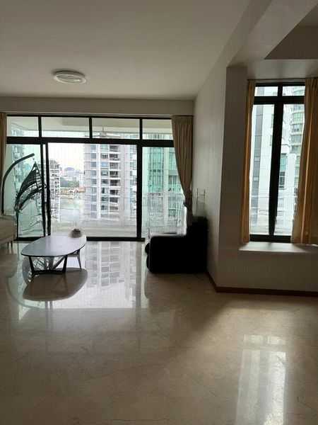 THE LINCOLN RESIDENCES 15