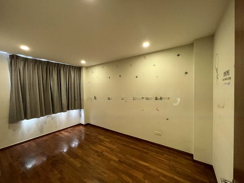 SEMBAWANG HILLS ESTATE 8