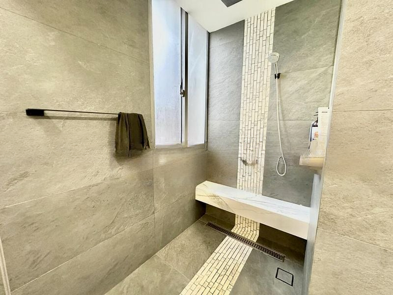 HILLCREST VILLA 3