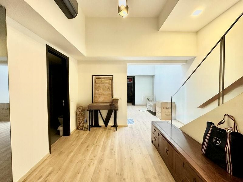 HILLCREST VILLA 11