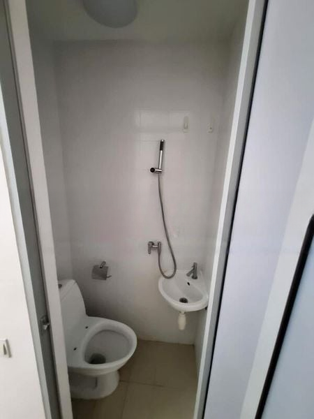 THE LINCOLN RESIDENCES 6
