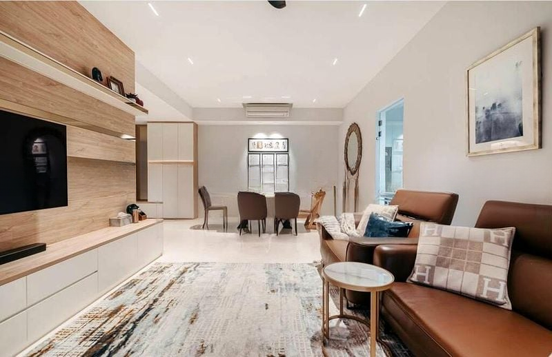 THE SEAFRONT ON MEYER 4