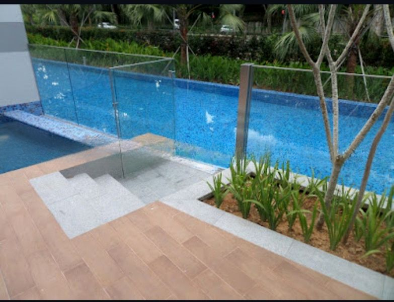 THOMSON GRAND 4