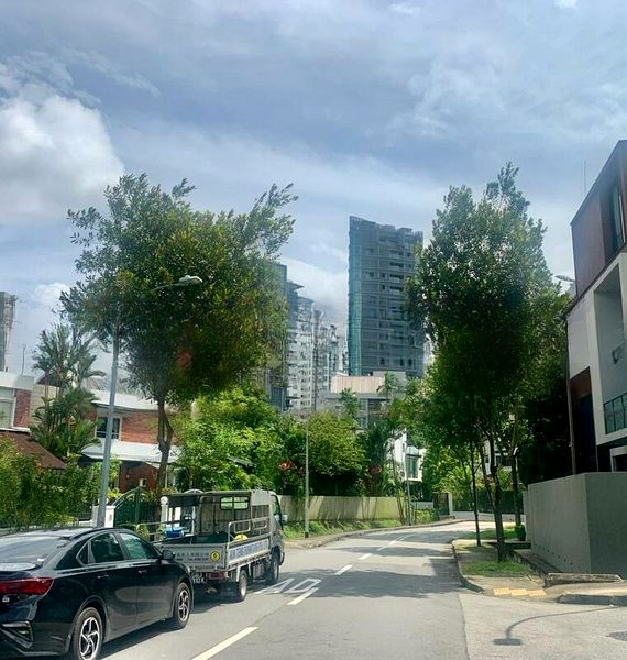 TANGLIN HILL CONDOMINIUM 9