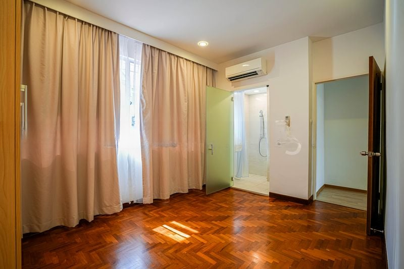 TEACHER'S HOUSING ESTATE 13