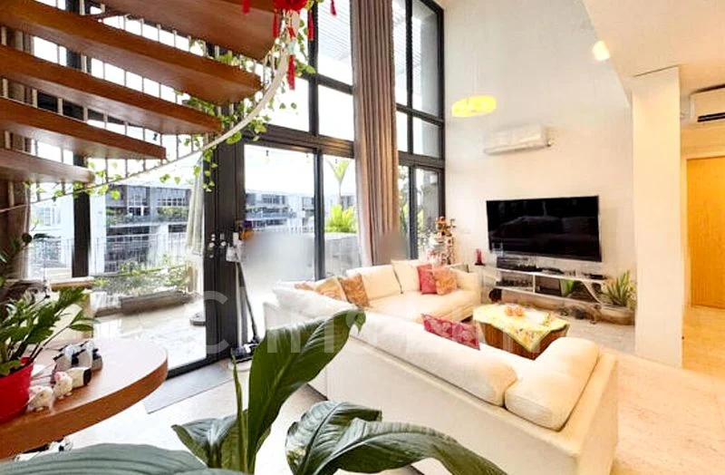 THE LAKEFRONT RESIDENCES 8