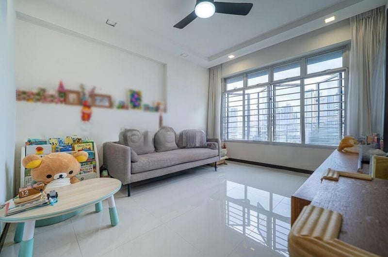 ST. GEORGE'S LANE 13