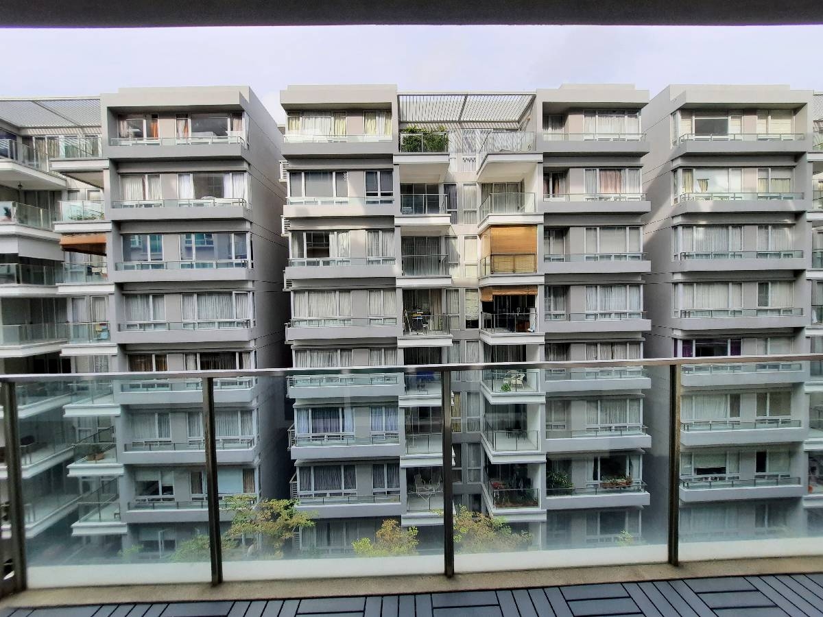 SUITES AT ORCHARD 11