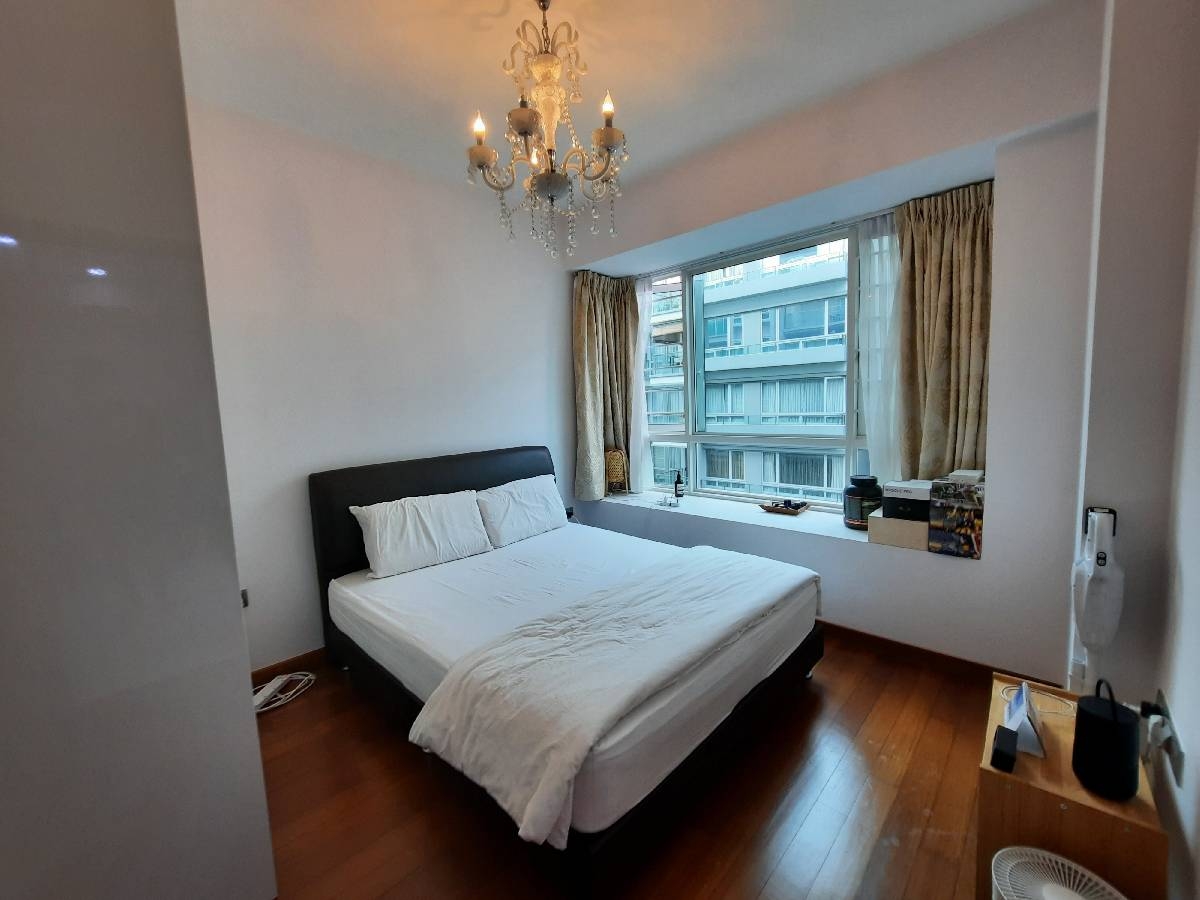 SUITES AT ORCHARD 10