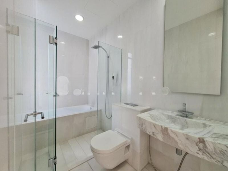 CAIRNHILL RESIDENCES 12