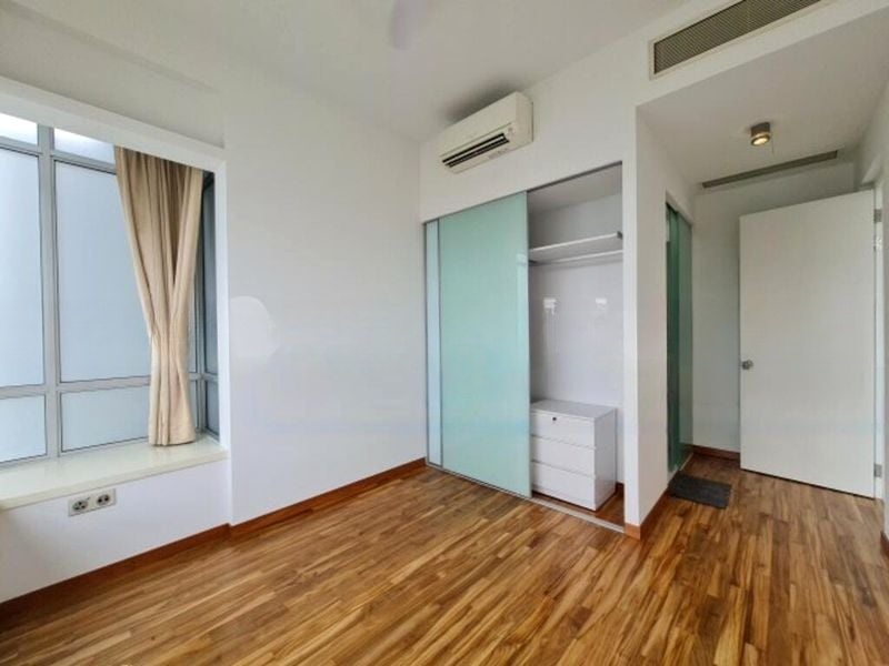 CAIRNHILL RESIDENCES 13