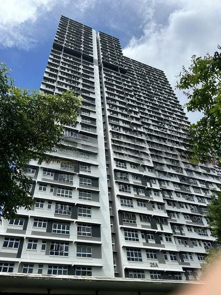 ST. GEORGE'S LANE 13