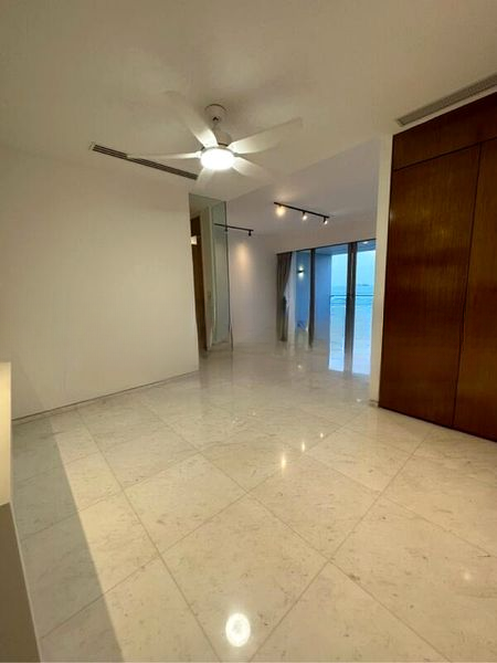 THE COAST AT SENTOSA COVE 11