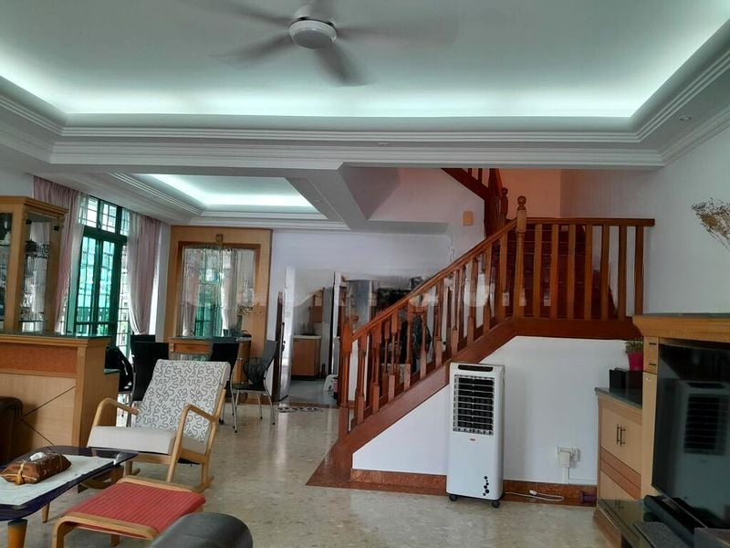 KELULUT HILL 13