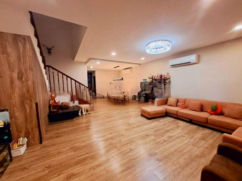 SELETAR HILLS ESTATE 4