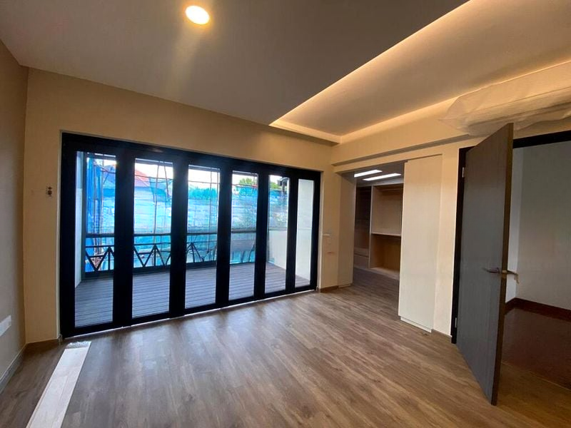 SELETAR HILLS ESTATE 15