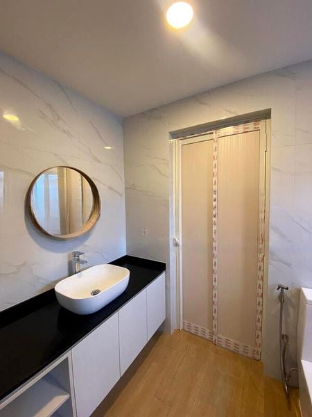 SELETAR HILLS ESTATE 12