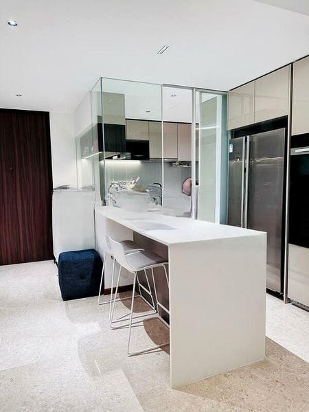 FOURTH AVENUE RESIDENCES 4