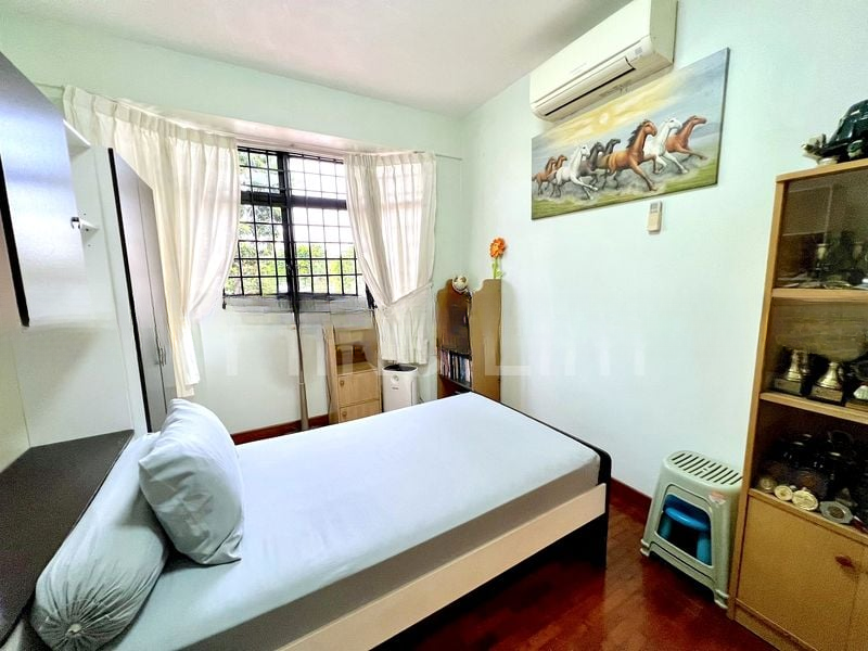 EALINE PARK 6