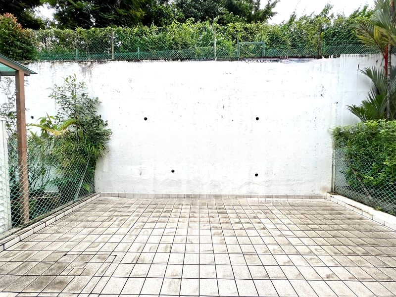 EALINE PARK 13