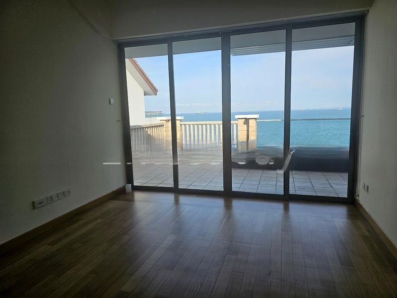 THE BERTH BY THE COVE 9