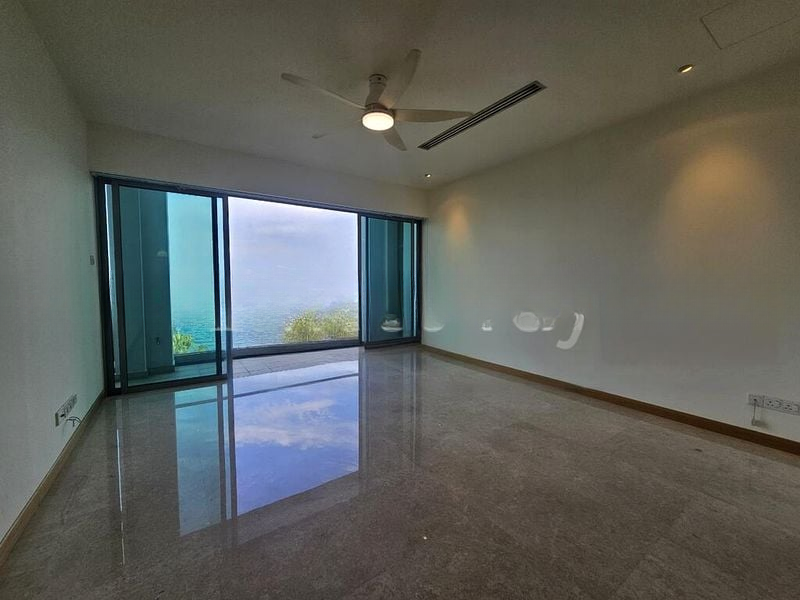 THE BERTH BY THE COVE 6