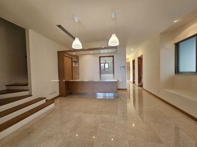 THE BERTH BY THE COVE 7