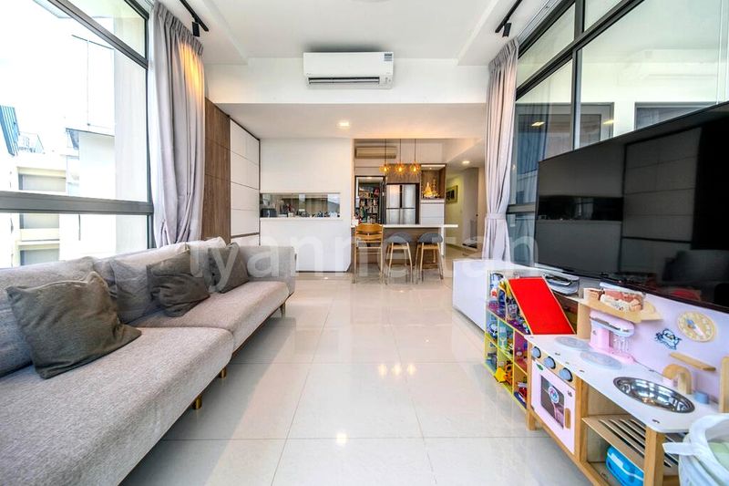 THE MILTONIA RESIDENCES 12