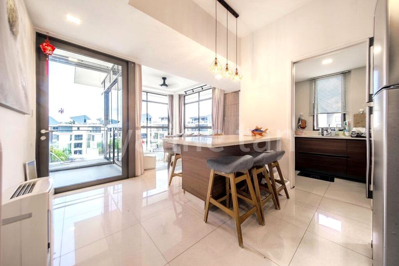 THE MILTONIA RESIDENCES 13